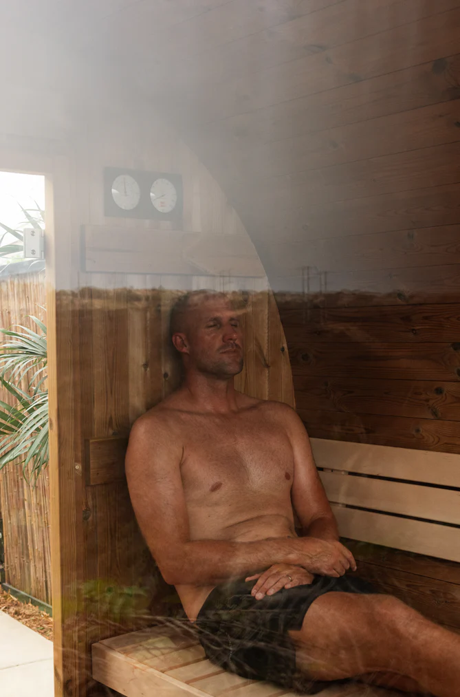 Evander Half-Moon Canopy Barrel Sauna — Harvia Collection - Image 14