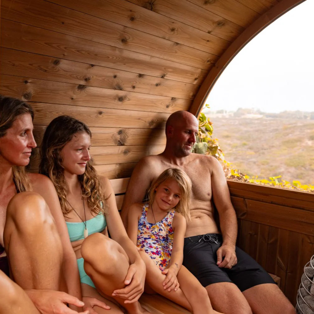 Takoa Half Moon Classic Barrel Sauna — Harvia Collection - Image 5