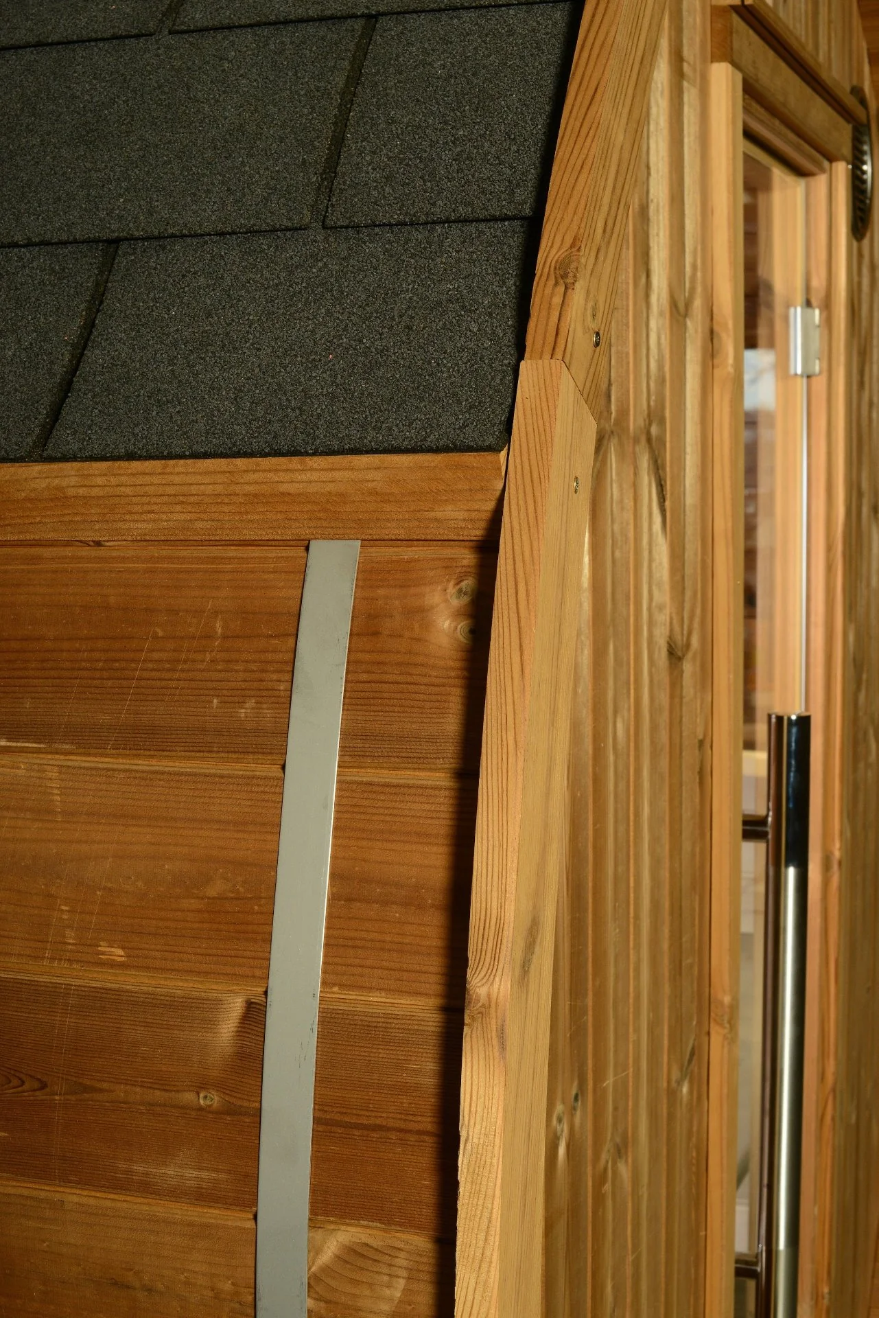 Takoa Half Moon Classic Barrel Sauna — Harvia Collection - Image 9